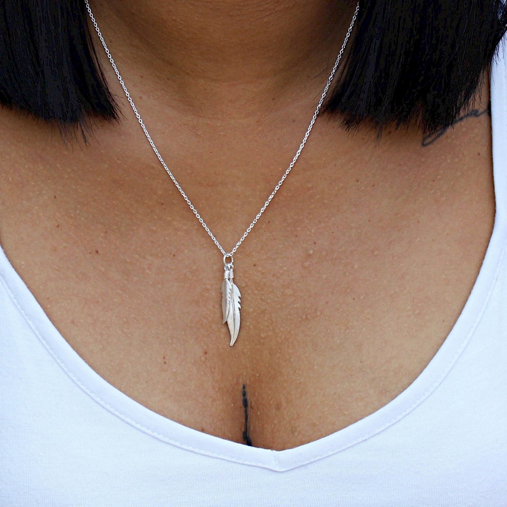 Genuine 925 Sterling Silver Double Feather Pendant With 50cm Ball Chain Necklace